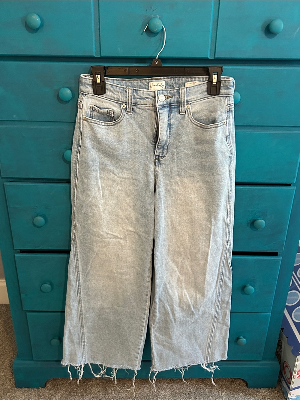 Wonderly Light Blue Wide-Leg Raw Hem Jeans